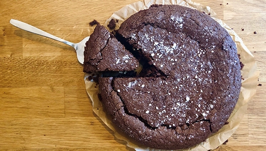 Die Landpartie: Rezept: Saftiger Schokoladenkuchen